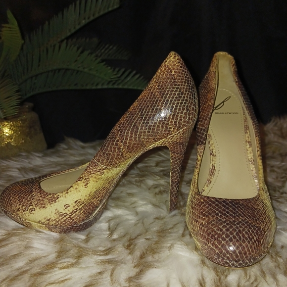 Brian Atwood Brown snake print heels sz 6 - Picture 7 of 7